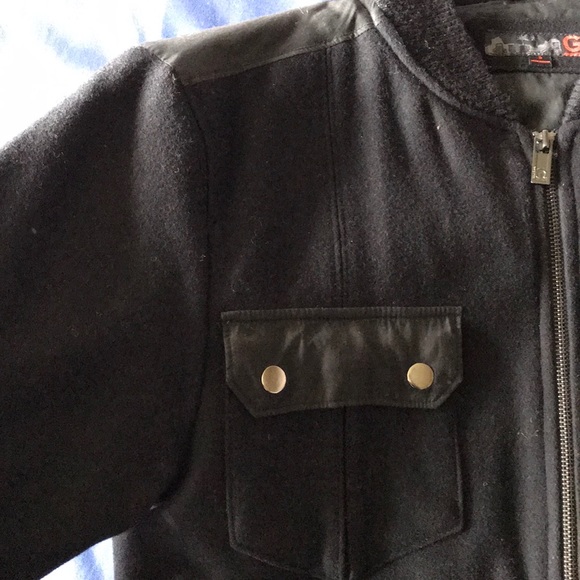 Guess Jacket - Picture 2 of 8